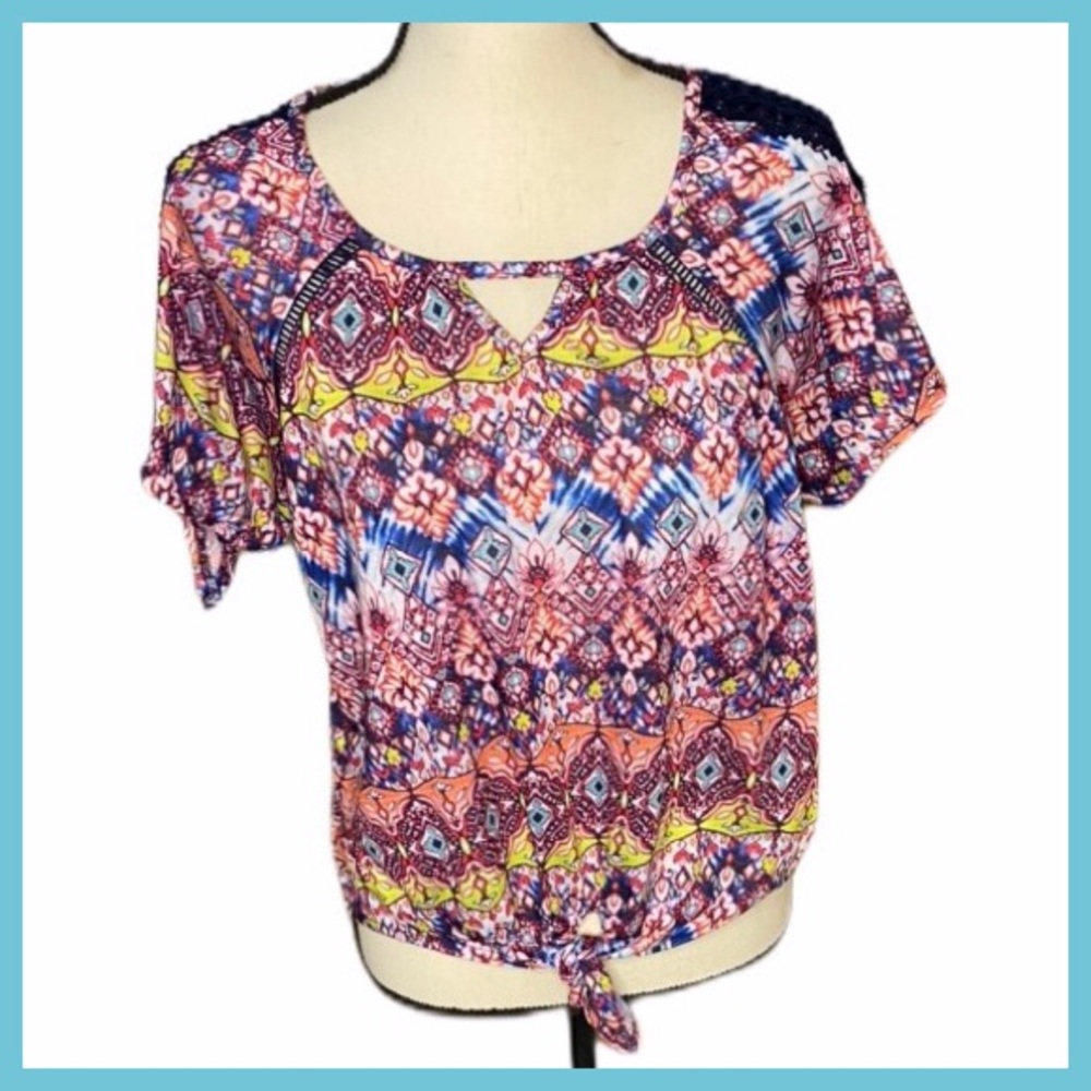 New York Laundry Multicolor Tie Sleeve & Hem Top